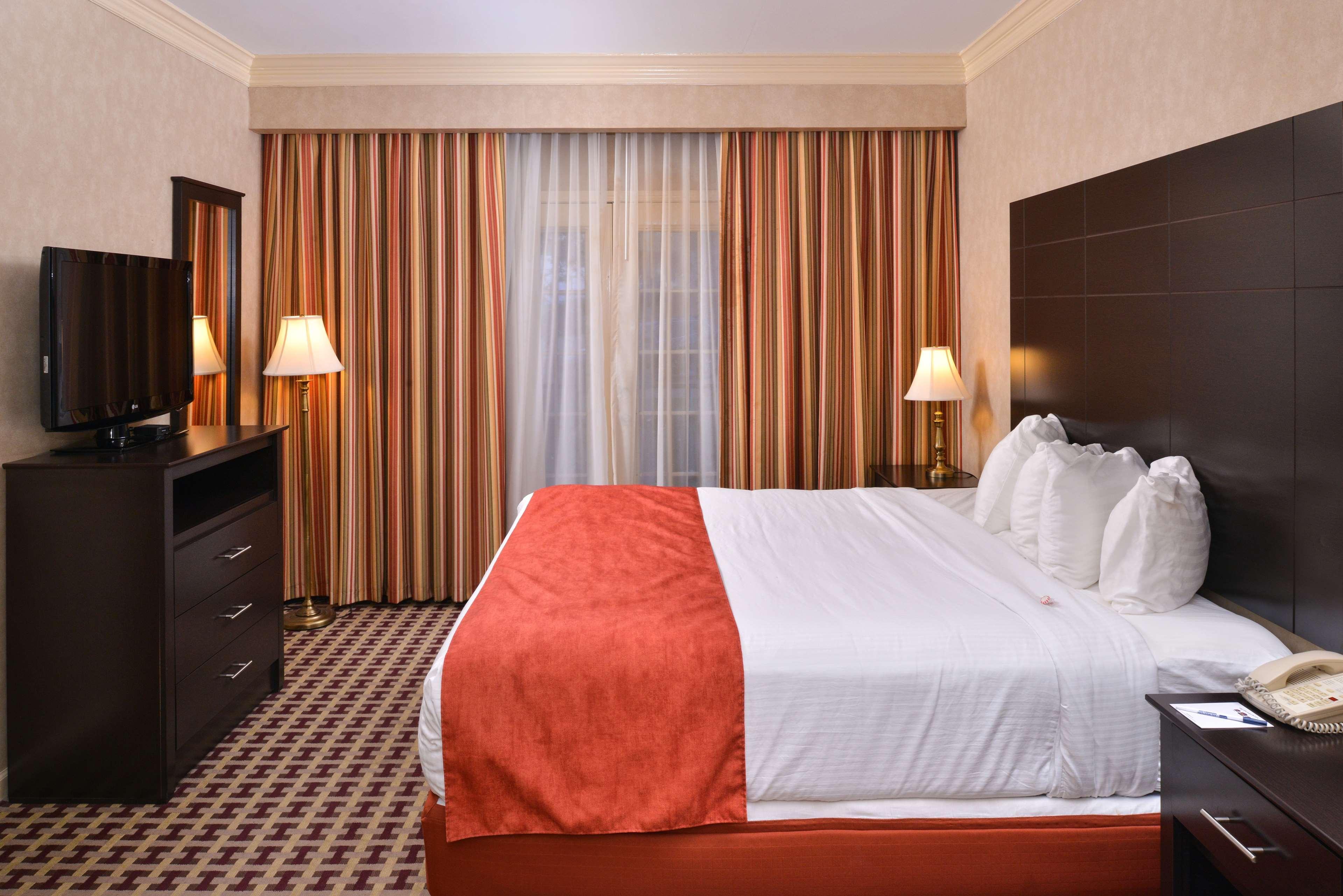 Best Western Brentwood Ngoại thất bức ảnh