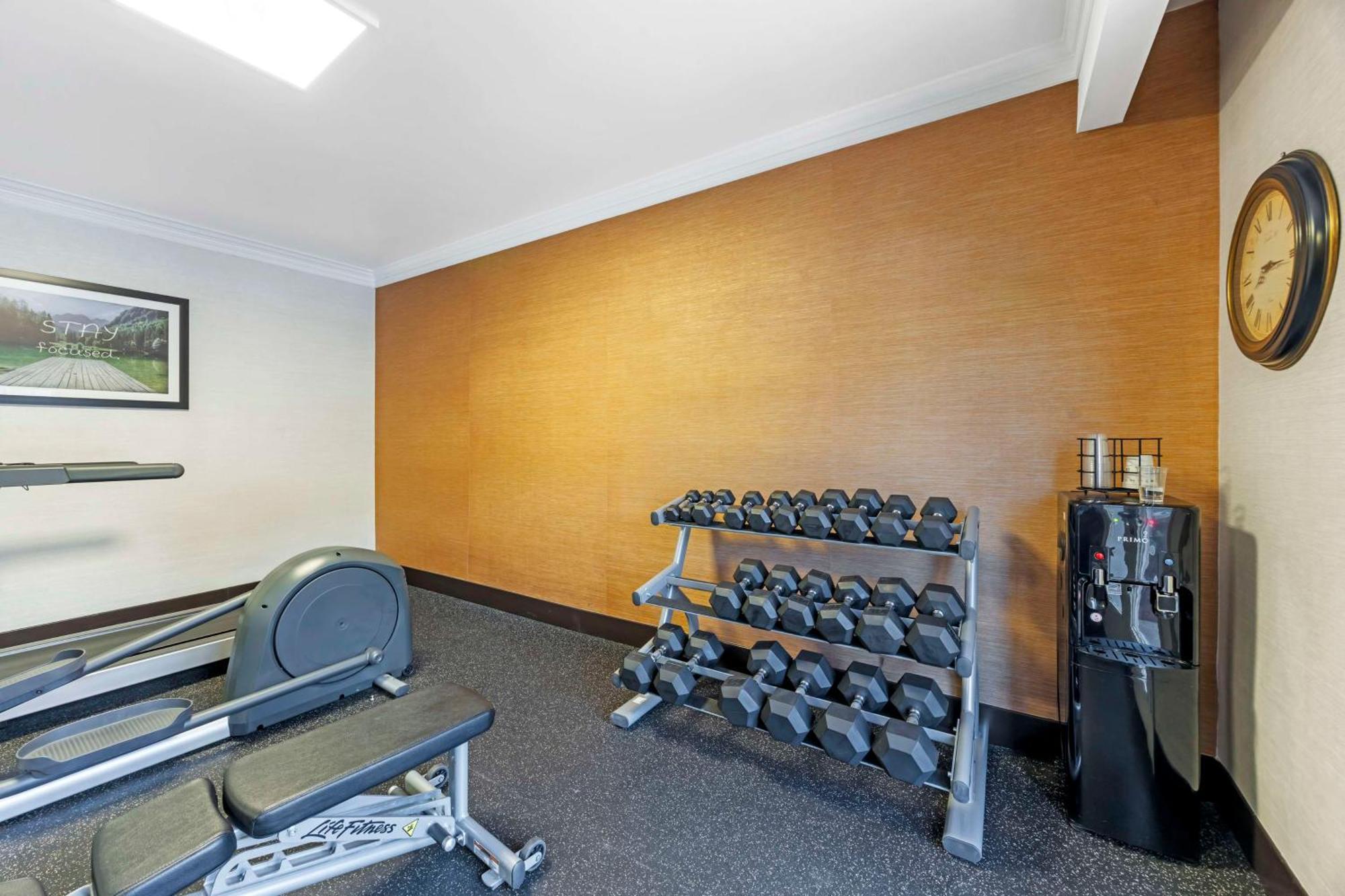 Best Western Brentwood Ngoại thất bức ảnh