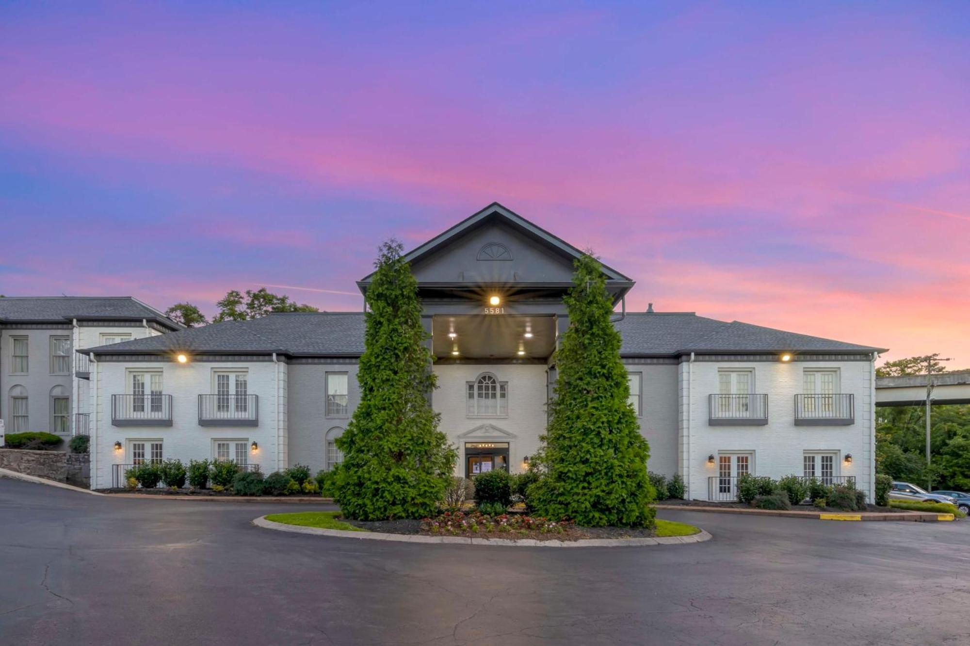Best Western Brentwood Ngoại thất bức ảnh